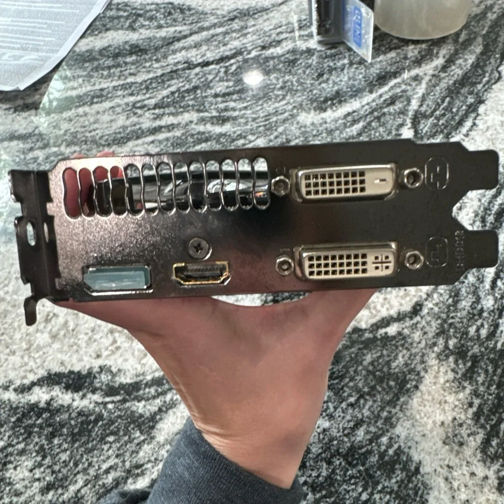 GTX 660 Gigabyte GV-N660OC-2GD Graphics Card NVIDIA GeForce